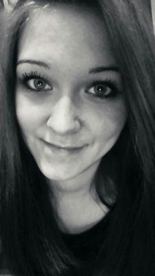 Hey guys! I'm 18. I love singing,music,1D,LM,my friends,my family,...! Follow me, please! I'll follow u back :))
