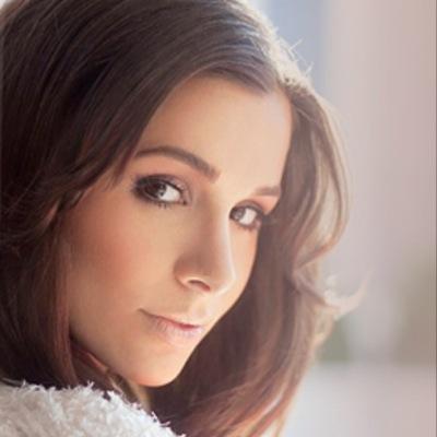 Source of the actress Josie Loren. Main role in Make It Or Break It (Kaylie Cruz) and a important role in Mentalist (Michelle Vega) @josloren #MIOBI #Mentalist