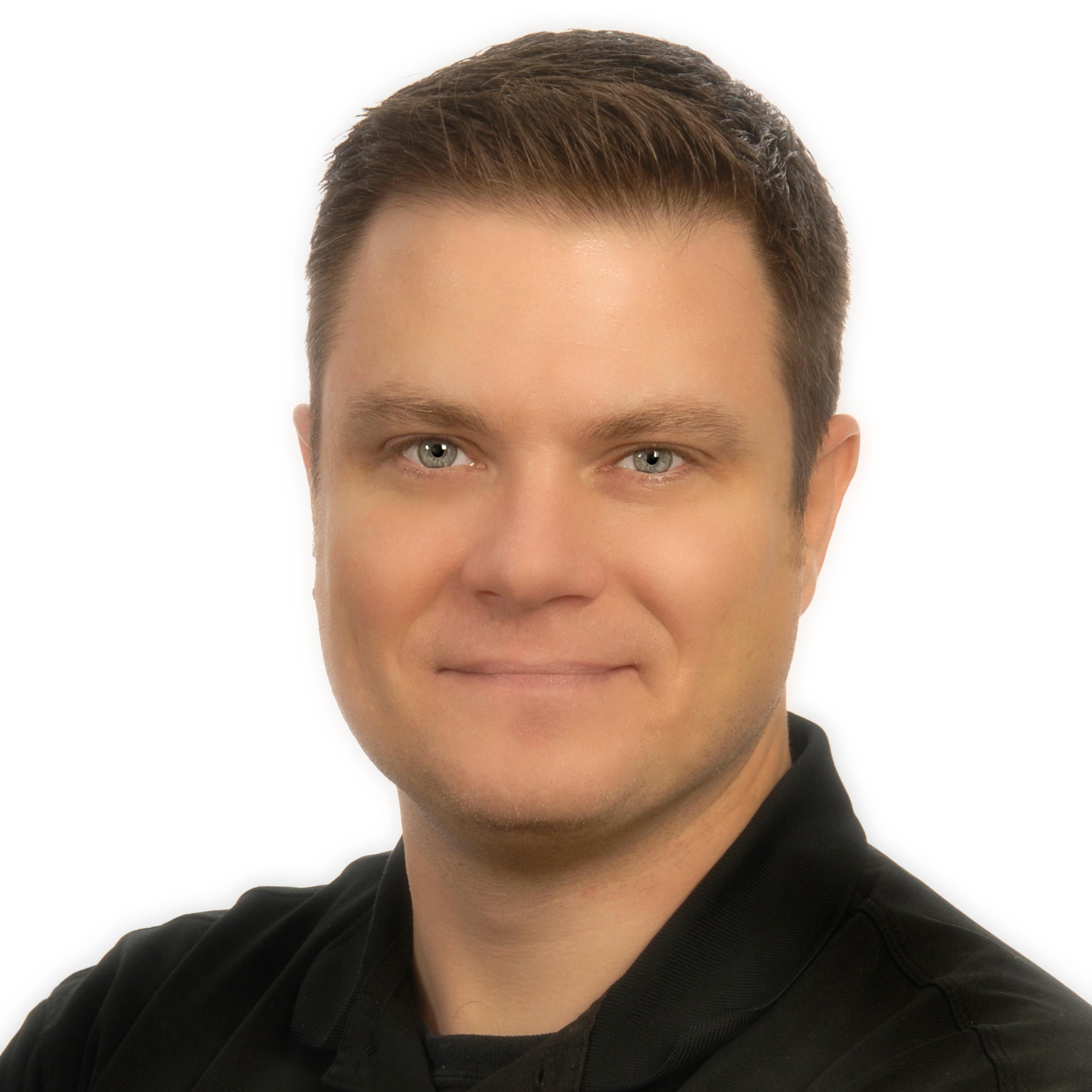 Simon Steele RMT, CSEP-CPT Registered Massage Therapist, ART®, Acupuncture & Level 1, Exercise is Medicine provider.