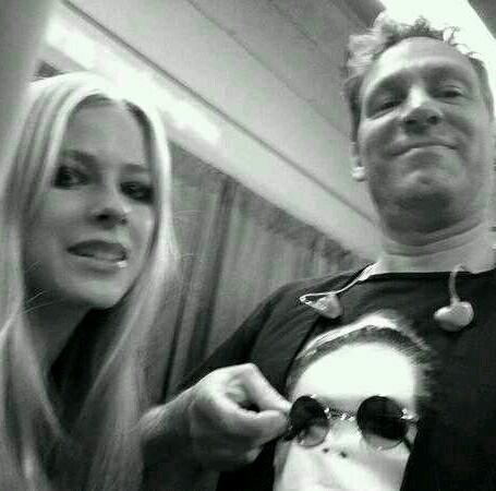 arl, bands, series, books, drawing, art + food. avril rted me 08/27/13
