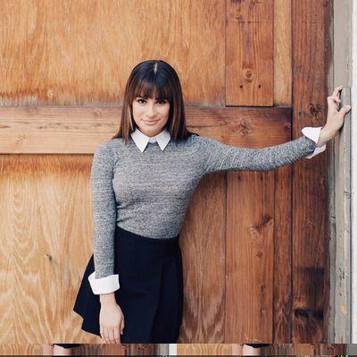 FangirlAimee_'s profile picture. Never mess with a fangirl.