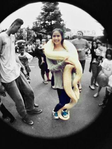 ♥Bidadari Burnok♥A.C.A.B♥BasketBall♥Dragon Speed♥2691DDFA♥jangan diliatin mulu nanti naksir loh=D follow aja sapa tau jadi jodoh=D it's my real account ;;)