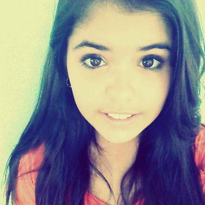 Leticia Muzer Dos Santos Caprini 
11 anos! apelido:Lele ou Let .