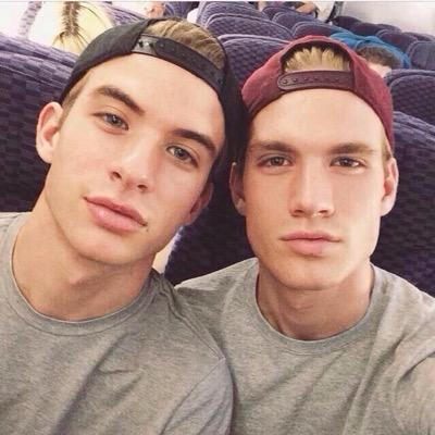 RhodesTwinsMx Profile Picture