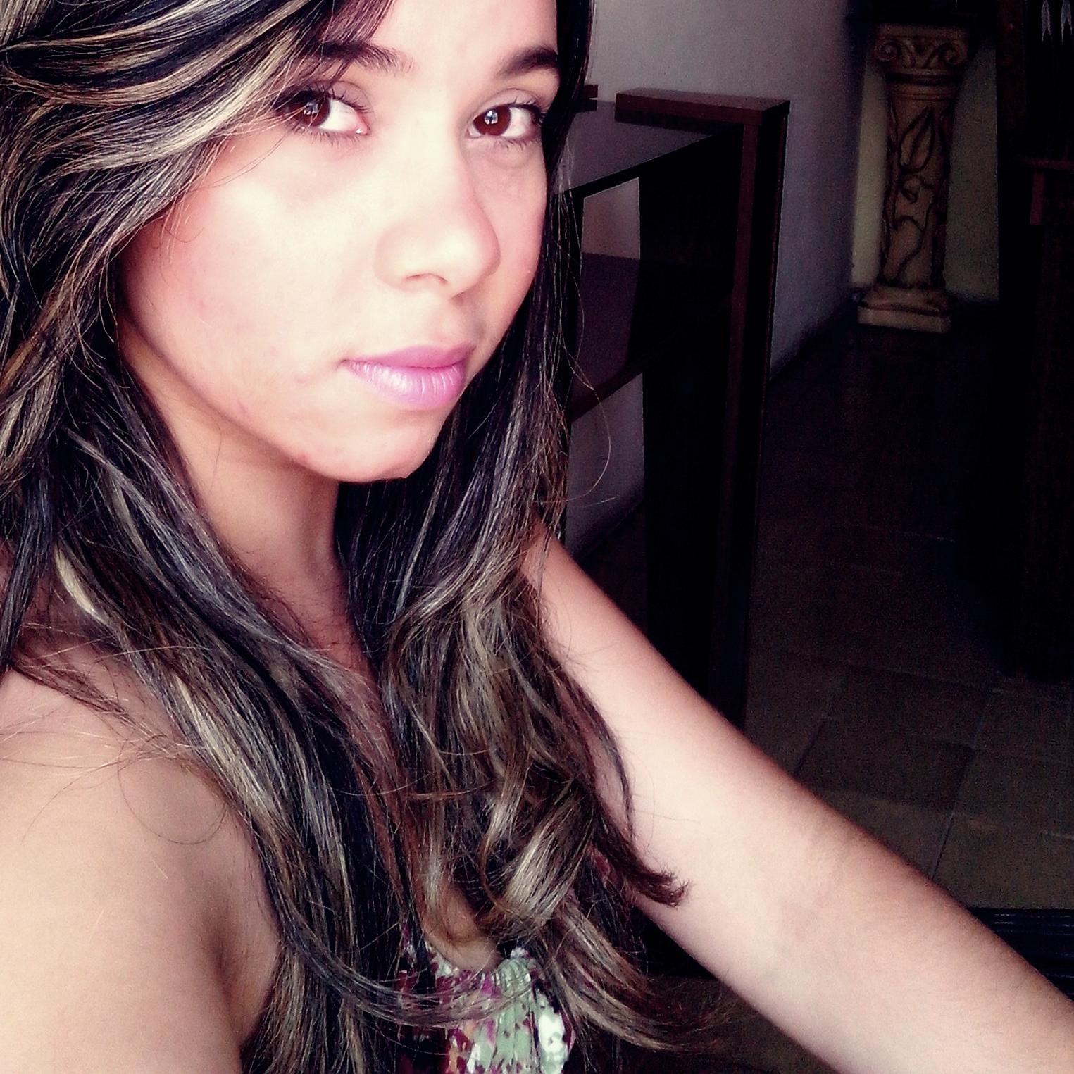Nossas dúvidas são traidoras e nos fazem perder o que, com freqüência, poderíamos ganhar, por simples medo de arriscar.
William Shakespeare
