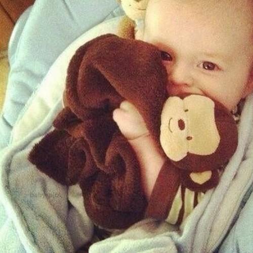 Mom @IsNessieStark / Auntie @CandySweetRP
