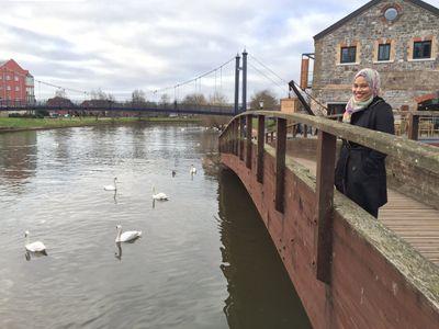 fazlin_ary's profile picture. 