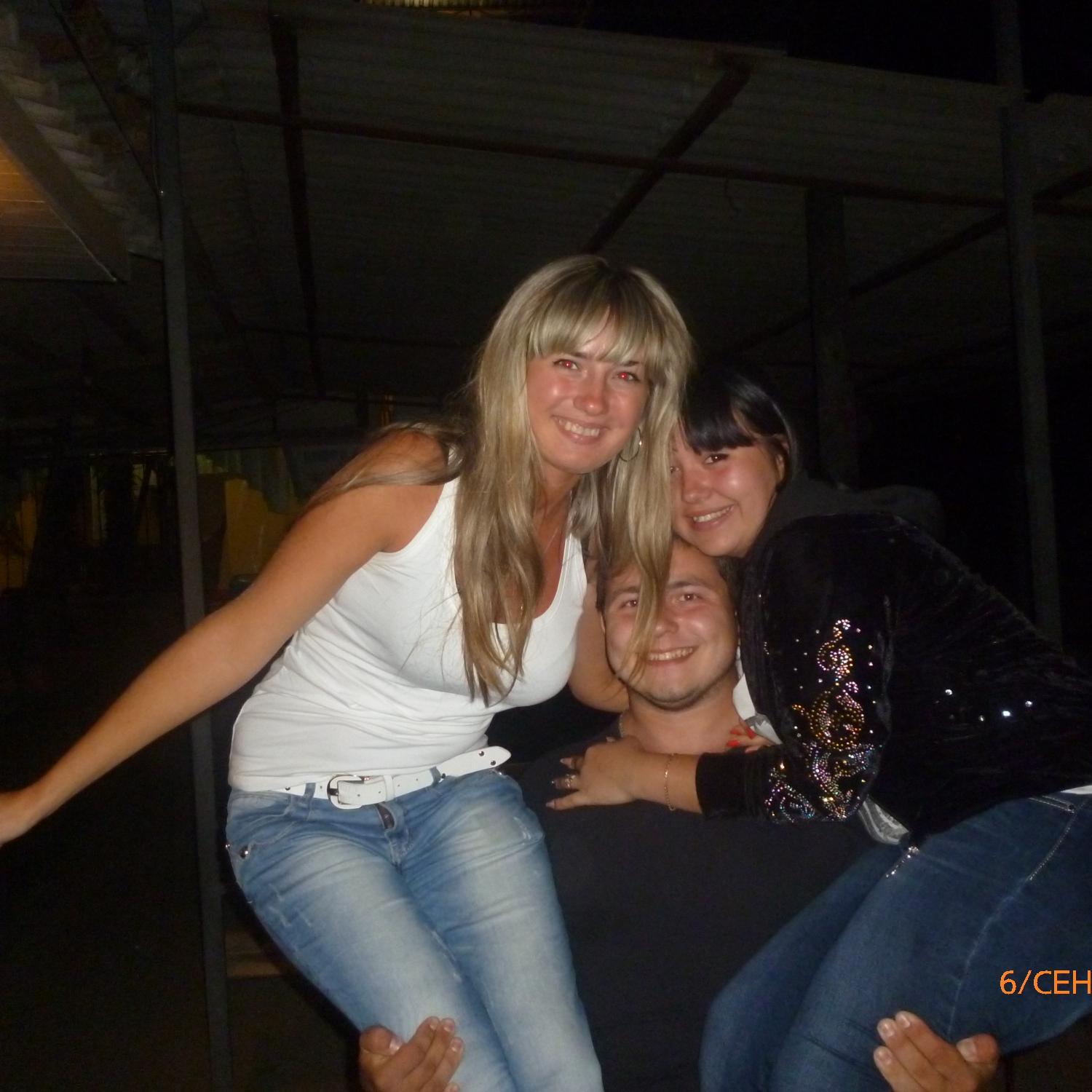 cotaloone11's profile picture. 