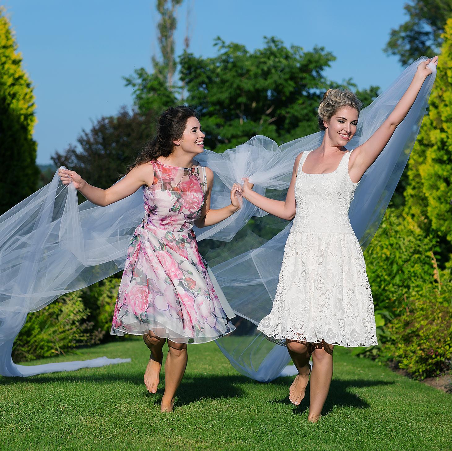 The Becket Dress is modern, chic, and glamorous with flattering silhouettes in luxurious fabrics and beautiful prints.