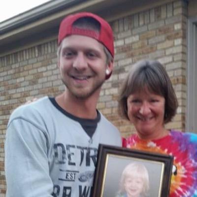 bobbinforbeergr's profile picture. 