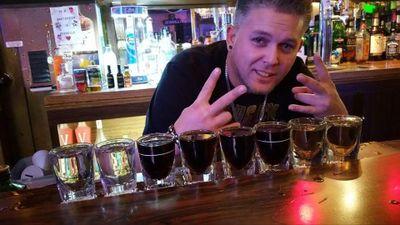 Bartender @ El Sierra Bar & Grill
Lancaster,Ca
30yrs old
Love my baby and my family