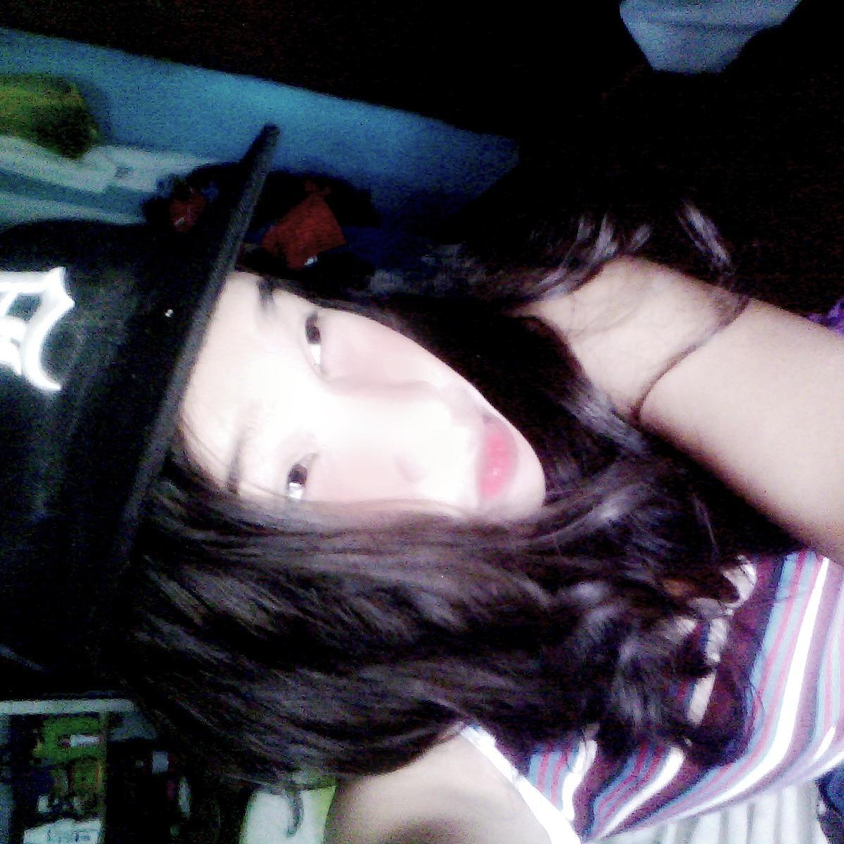 La amo mucho Mejor amiga Por aca Su Mja La que mas La AMA♥
MMRC♥