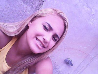 nunca  faça da sua vida um rascunho pois talvez ñ tera tempo para passar a limpo