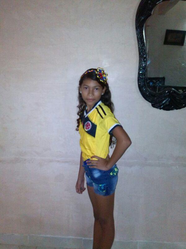 Angelallanos23's profile picture. One Direction Is My Life Crazy Mofos ^_^