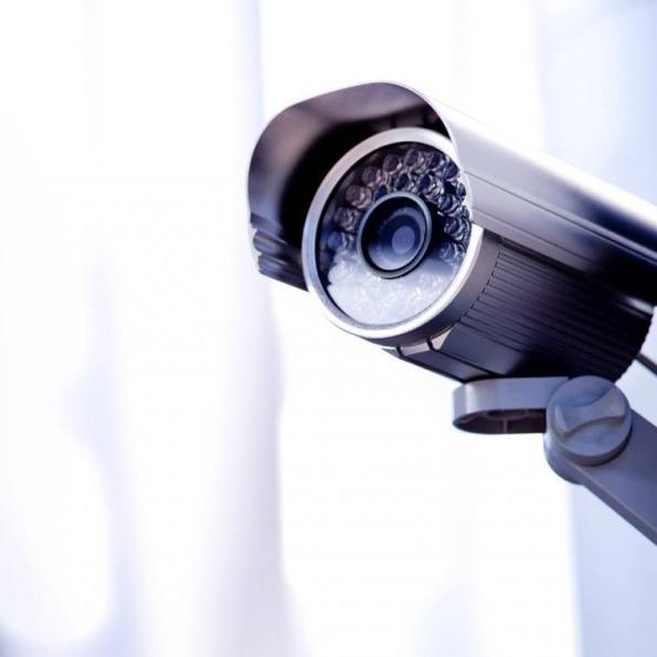 Venta e Instalación de sistemas de seguridad electrónica.|Community Manager @EmeliiMachado