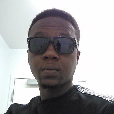 YofiMellowHeigh's profile picture. 