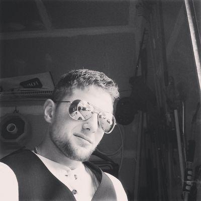 aaron_jeter's profile picture. Christian. I'm a worker for God. I can do all things through Christ who strengthens me  philippians 4 : 13