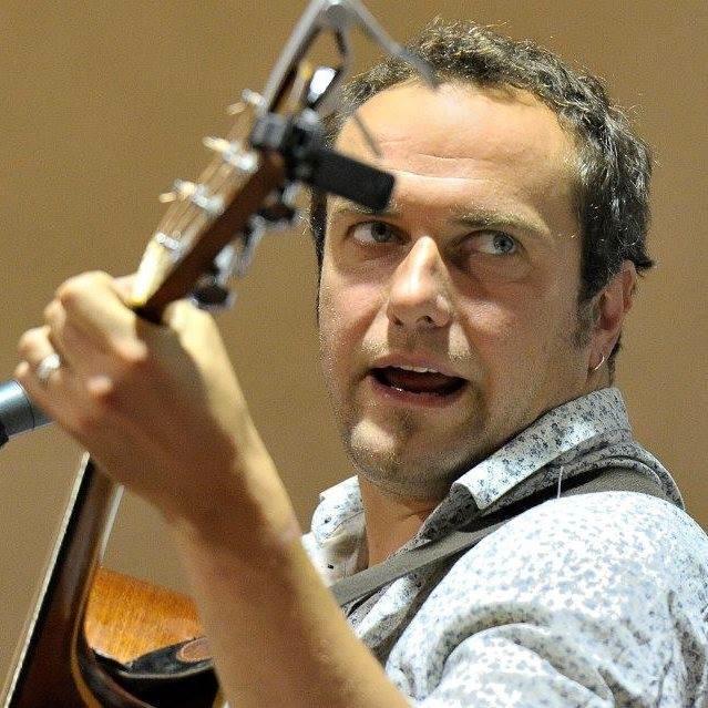 Guitariste, chanteur