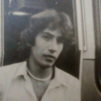 yises62's profile picture. 