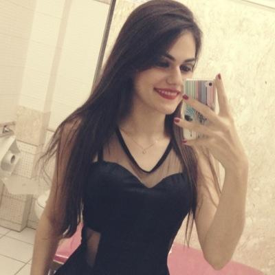 amo de mais a @baacrodrigues minha siiiss mais lindaaa ;)
