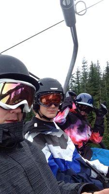 Drizzy7399's profile picture. UFV | skiing n shit | Grad 2016