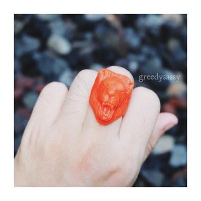 Handmade resin jewelries to rock your day! LINE greedysassy | International shipping: greedysassy@yahoo.com