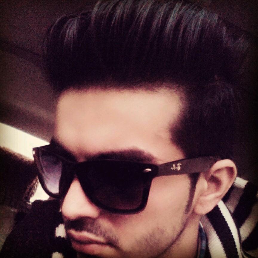 AlikhanAhmadzai's profile picture. 