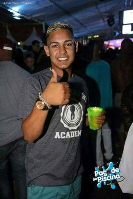 Mulher nao se larga, se multiplica ✌
