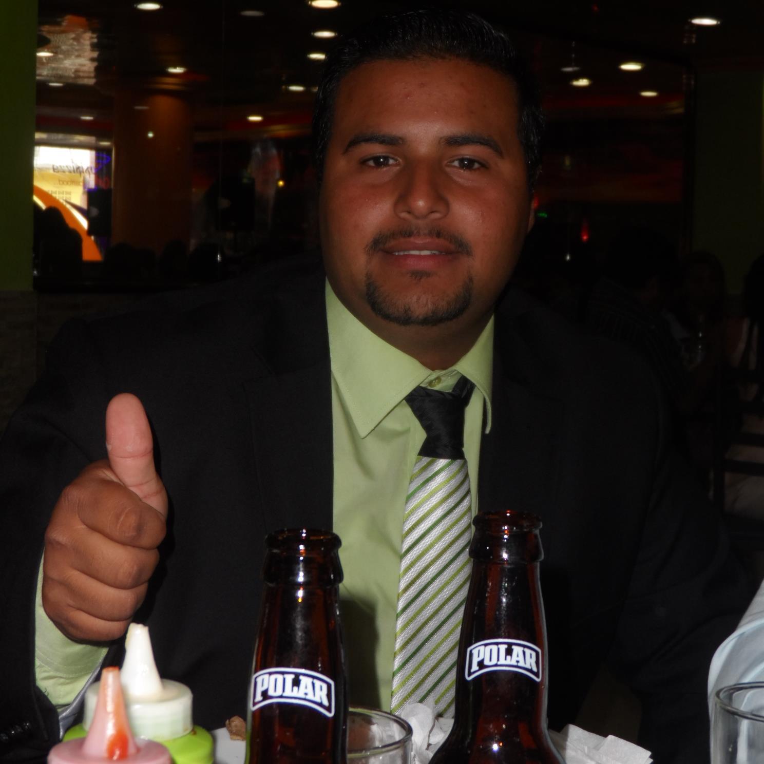 Mecanico
Instalador de car audio
Lic. Administración Comercial
vendedor de lubricantes automotriz
vive tu vida Q yo vivo la mia Relax.
salsero 100%