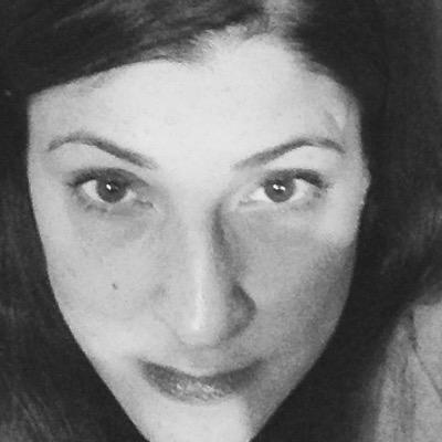 larissaz1229's profile picture. 