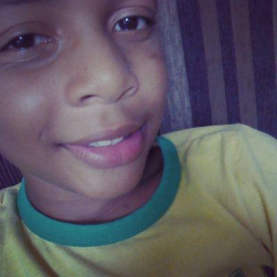 ForaSere's profile picture. Adoro as pessoas que são sinceras comigo.