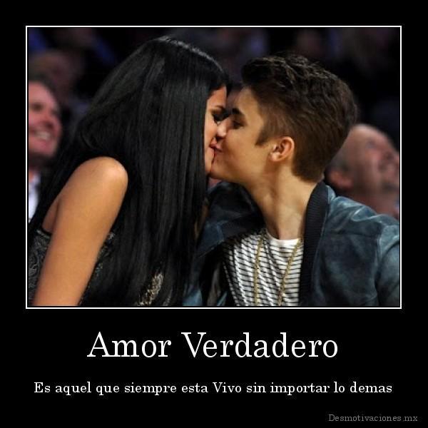 Dicen Que Yo No Demuestro Mis Sentimientos  Pero Estoy Llena De Ellos Sufro En Silencio Amo Con Miradas & Hablo Con Sonrisas ¡♥!