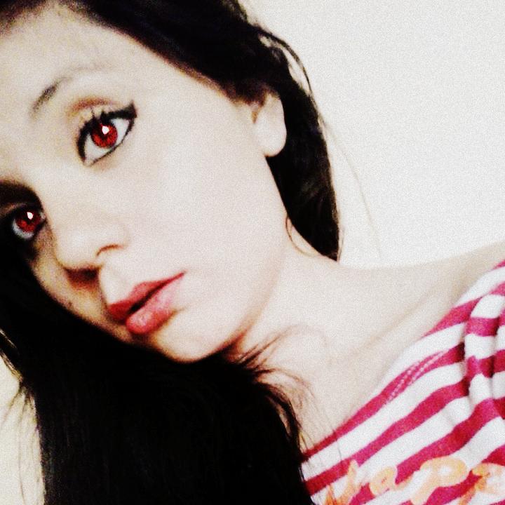 Natalia | 16 | 1,54 | Chile | Pololiando | Coldplay | Fall out Boy | Hetero | Loca | Simpatica | Tumblr | Twilight | Kidrauhl | FollowBack.