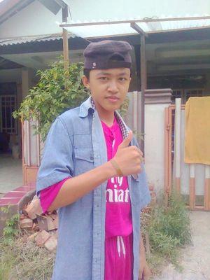 l Love you . you're stay only reason alive :)