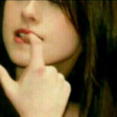 ‏‏‏‏‏‏‏‏‏‏طالبه بكلية الطب تخصص جراحه طموحه بان  تكون لي بصمه في الحياه البشرية 'الخاص ممنوع'