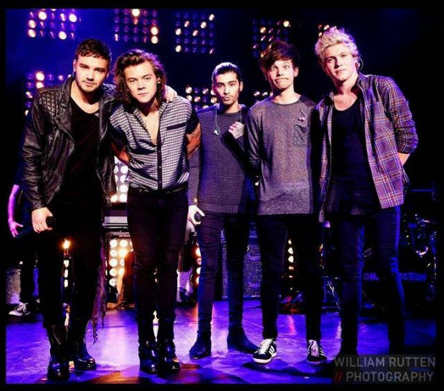 I'm a DIRECTIONER ♥if you don't like One direction I don't like you*☺im a liam's giirl♥xX..life is short make the best of it*