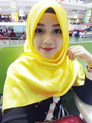 AqilahAbuhassan's profile picture. happy with my life || follow me if you want :)