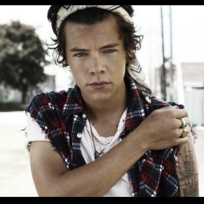 open dms, daddys here love rp•Single•bi