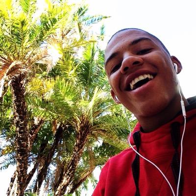 BiasElijah's profile picture. I will not let this world make me✌️