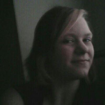 81835001fd894ff's profile picture. 