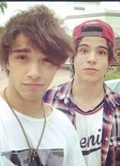 JULIAN SERRANO TE AMO SOS MI IDOLO SerranistaZelayistaCoronelistaIgoista