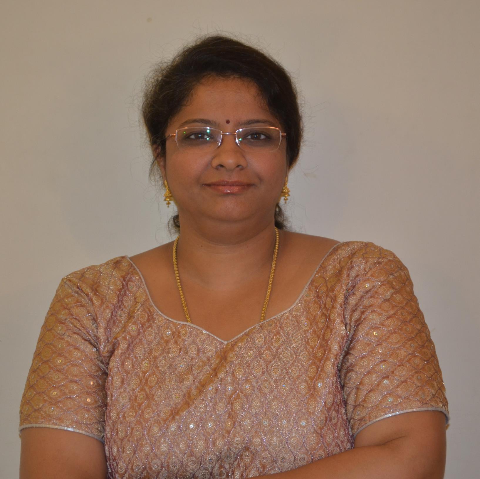 Mother, Consultant Nutritionist, Blogger, Column writer in the making, struggling photographer, wannabe soap maker,