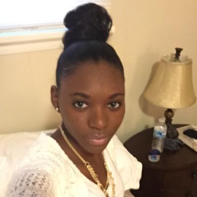 follow me butt heads :) TeamFuxkThatHoe✌️