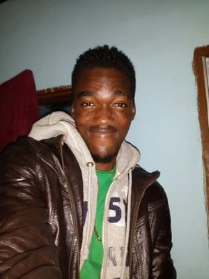 samson zossou is my real name.am an artist specially a raper.my nickname is Master-ssonn.