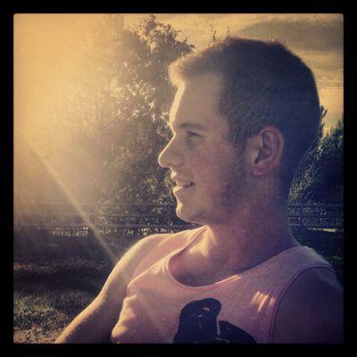 Jugador del CDB Valmojado y componente de la Peña La Montonera. Fiel seguidor del Atletico de Madrid y amante de la fiesta.