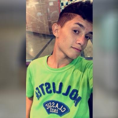 A vida te mostra o que é o certo,e o que é o errado o resto e sua escolha. A.S