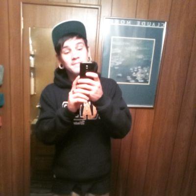 Matt_hill125's profile picture. hi im matt i love to skate and party. Family and friends are my life.