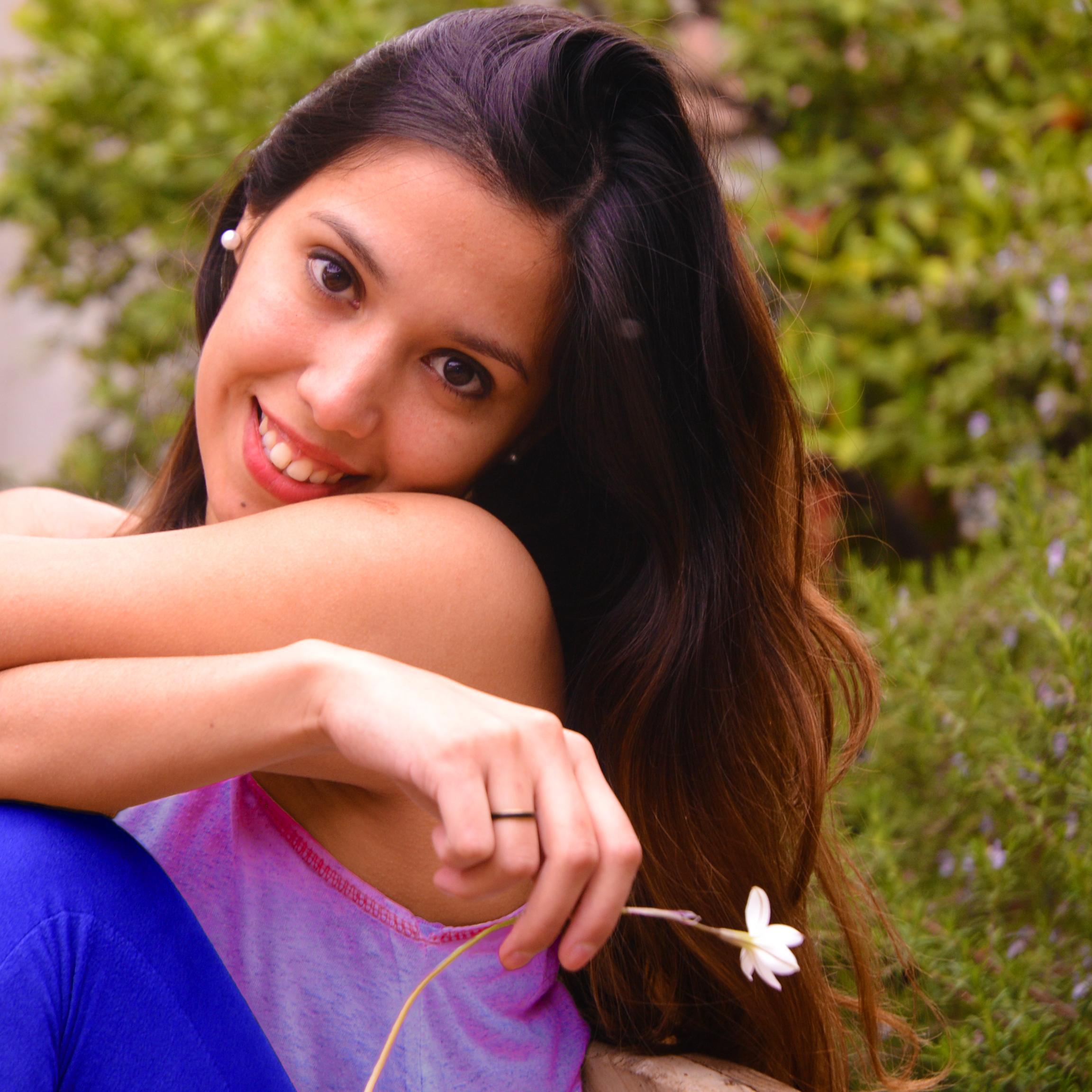 veronicavillegs's profile picture. 