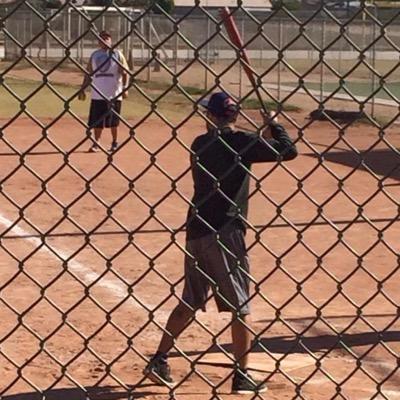 robertm1128's profile picture. 