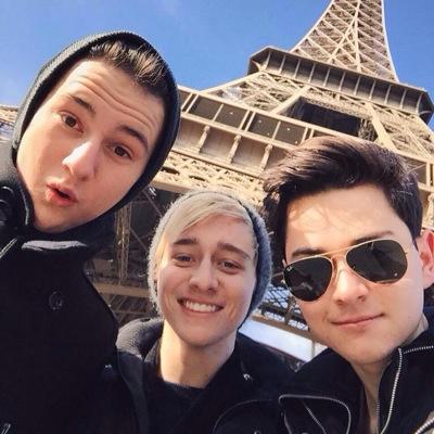 Votre page Française source sur le groupe Américain Before You Exit. @BeforeYouExit page facebook: https://t.co/uZsIU5bz0O…